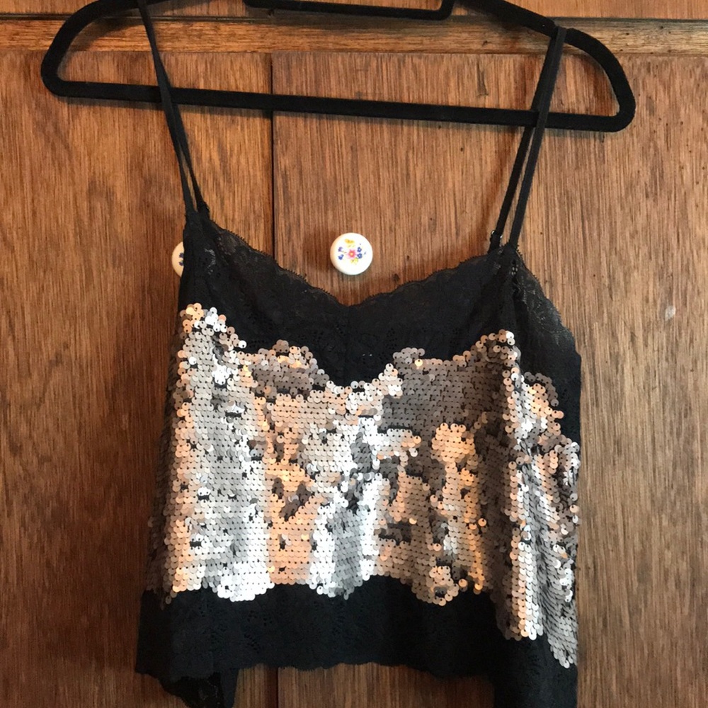 Sequin express top